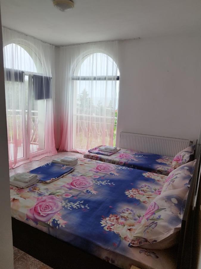 Family Hotel Kentavar 2 Byala  Ngoại thất bức ảnh